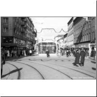 1982-11-2x U1 Reumannplatz.jpg